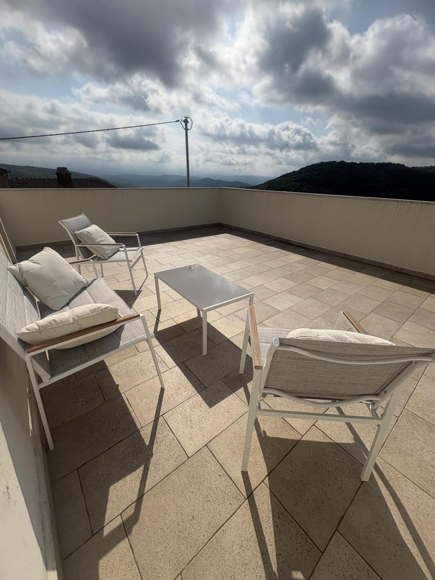 Villa Letizia Oprtalj Exterior foto